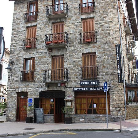 Pension Lagunak Zarautz Esterno foto